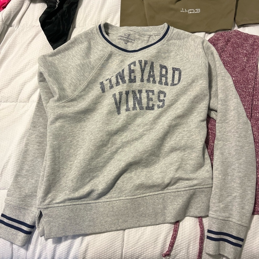 Vineyard vines crewneck - Picture 2 of 3